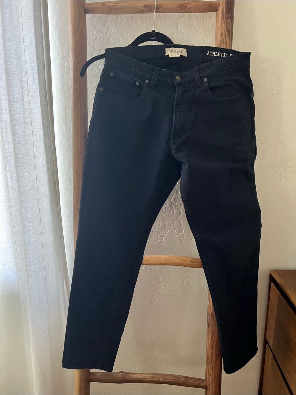 Madewell Men's Navy Blue Athletic Slim Jeans